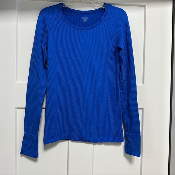 Athleta Base Layer Long Sleeve Activewear Top Size M - Picture 8 of 8